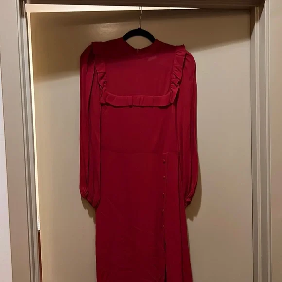 Red reformation midi dress with sleeves - Picture 1 of 4